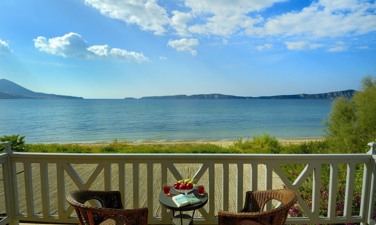 Gialova Villa | Beachfront Villa