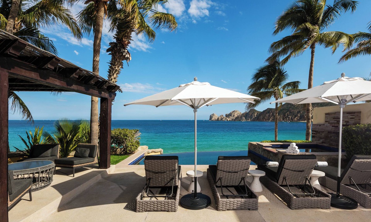 El Medano Ejidal Villa | Beachfront Villa 1 at Hacienda Beach Club on Medano Beach