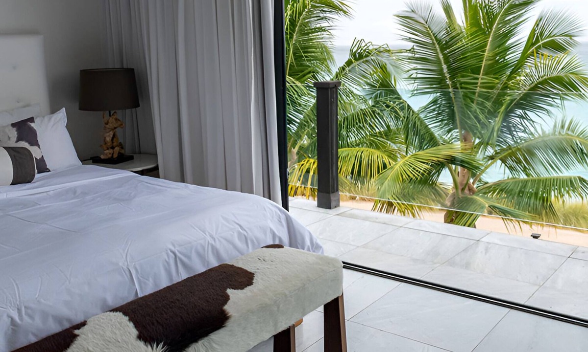 Fryes Beach Hotel | Beachfront Villa | Private Beach Access | Family Friendly