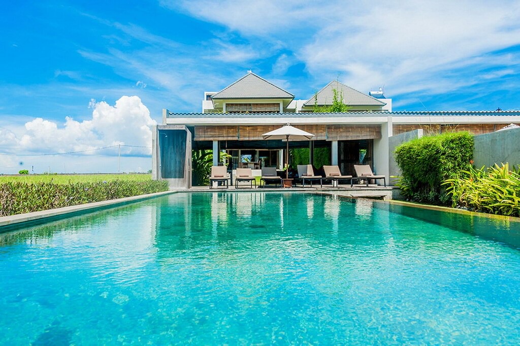 Cemagi Villa | Beachfront2, 3 Bedroom Villa, Car+Driver, Cemagi;