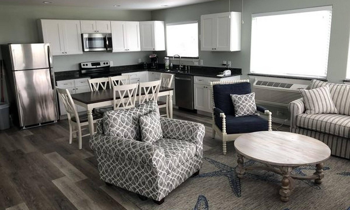 Port Aransas Condo | Beachgate CondoSuites and Oceanfront Resort
