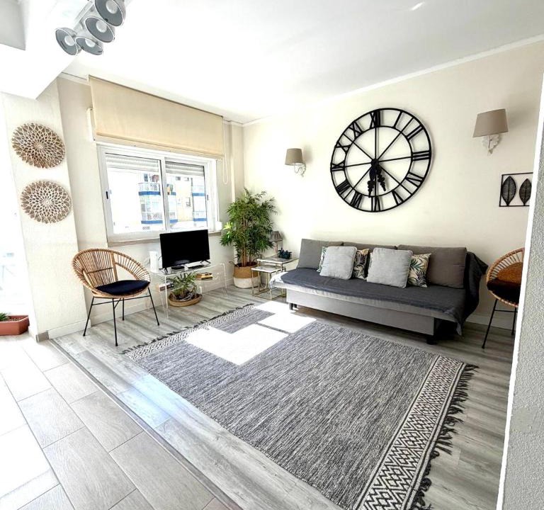Carcavelos Apartment | Beachome4u