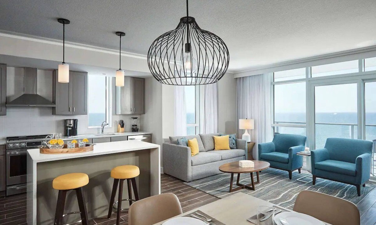 Downtown Myrtle Beach Hotel | Beachside 1BR Retreat with Resort Pools, Kid’s Activities & Atlantic Views