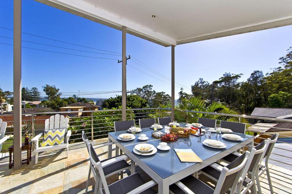 Corlette House | Beachside Haven - Your Perfect Oasis Home