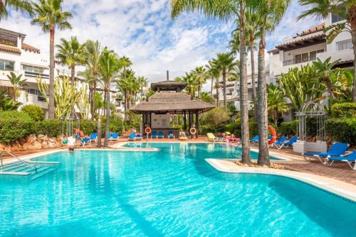 Puerto Banus Apartment | Beachside Luxury 2 bedroom apartment, Puerto Banus