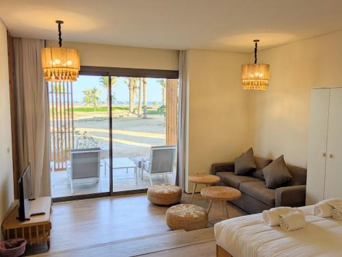 Soma Bay House | Beachy Pool side Mesca Cabana Somabay Steps to Sea