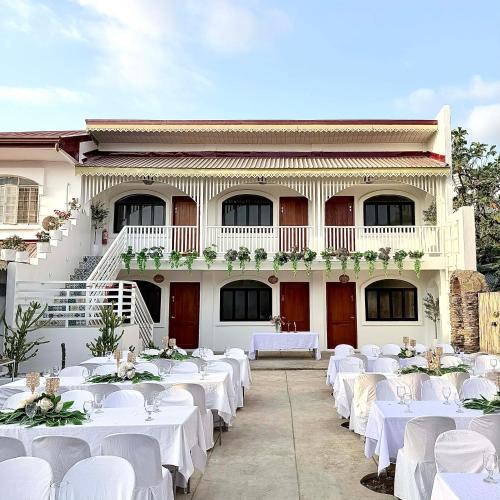 Bantay Hotel | BeaMare Suites