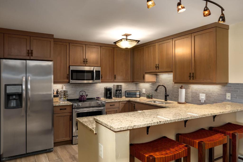 Steamboat Springs Apartment | Bear Claw 408 - True Ski-in Ski-out Access, Slope Views & Winter Shuttle!