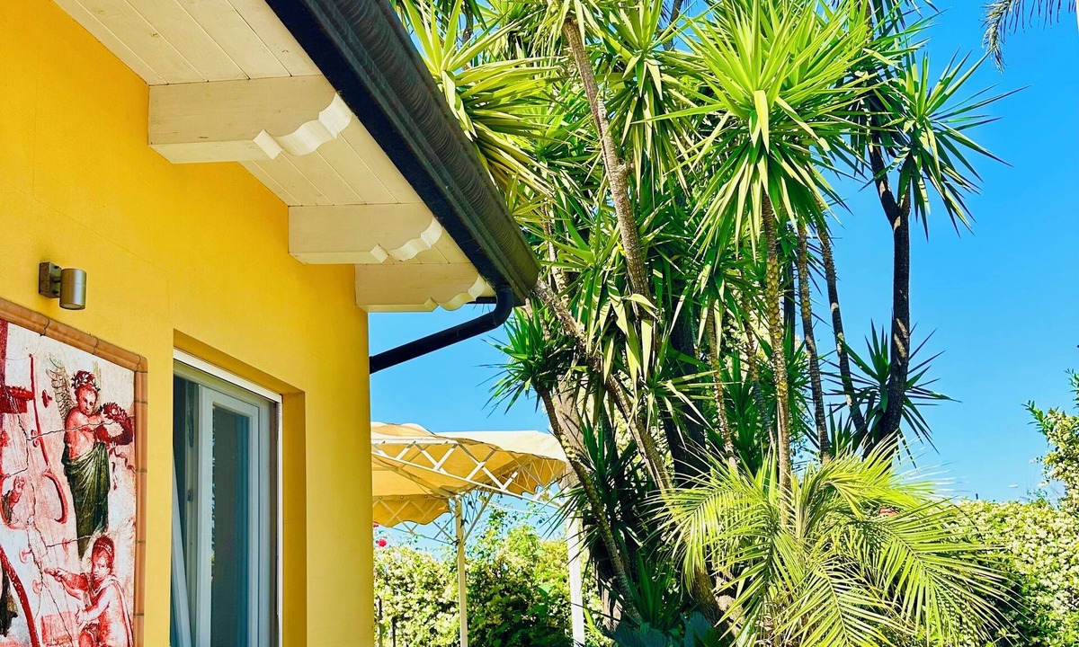 Pompei Bed & Breakfast | Beatrice Home B&B