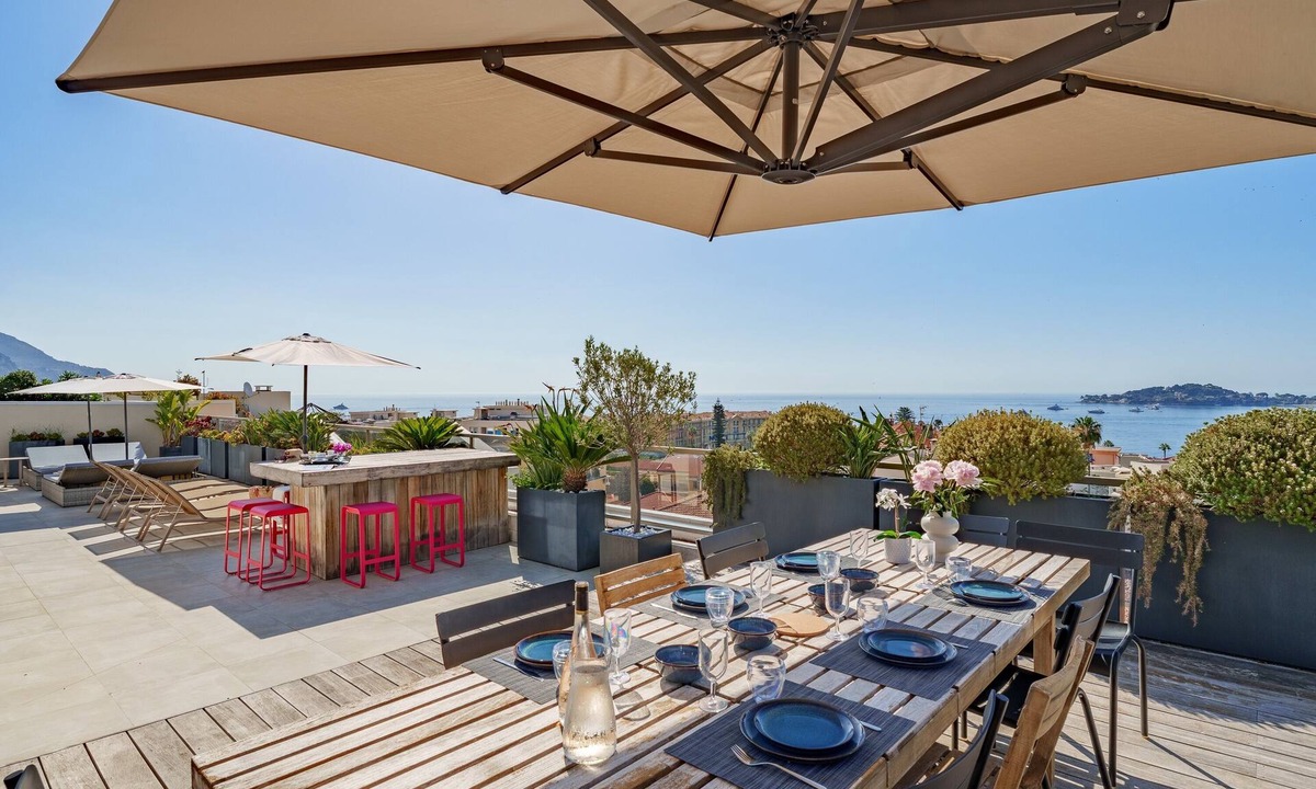 Beaulieu-sur-Mer Apartment | Beaulieu Palace - Rooftop Vue Mer