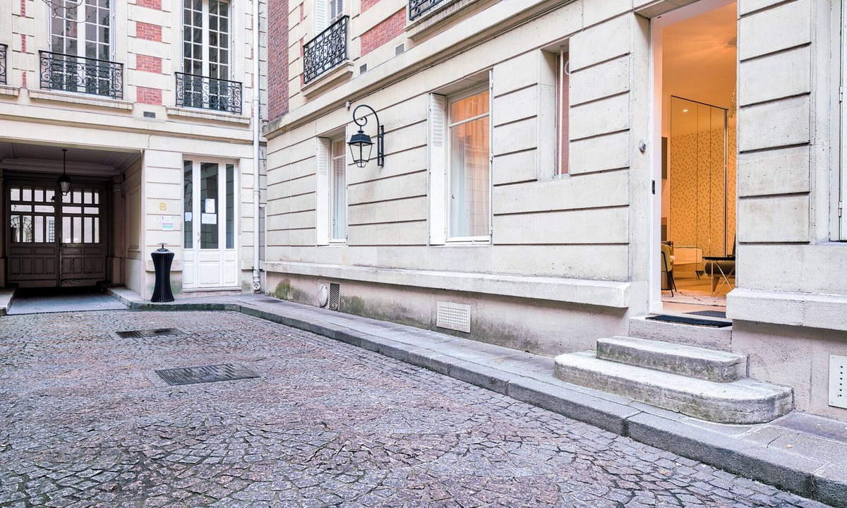 Madeleine Apartment | Beauquartier - Madeleine