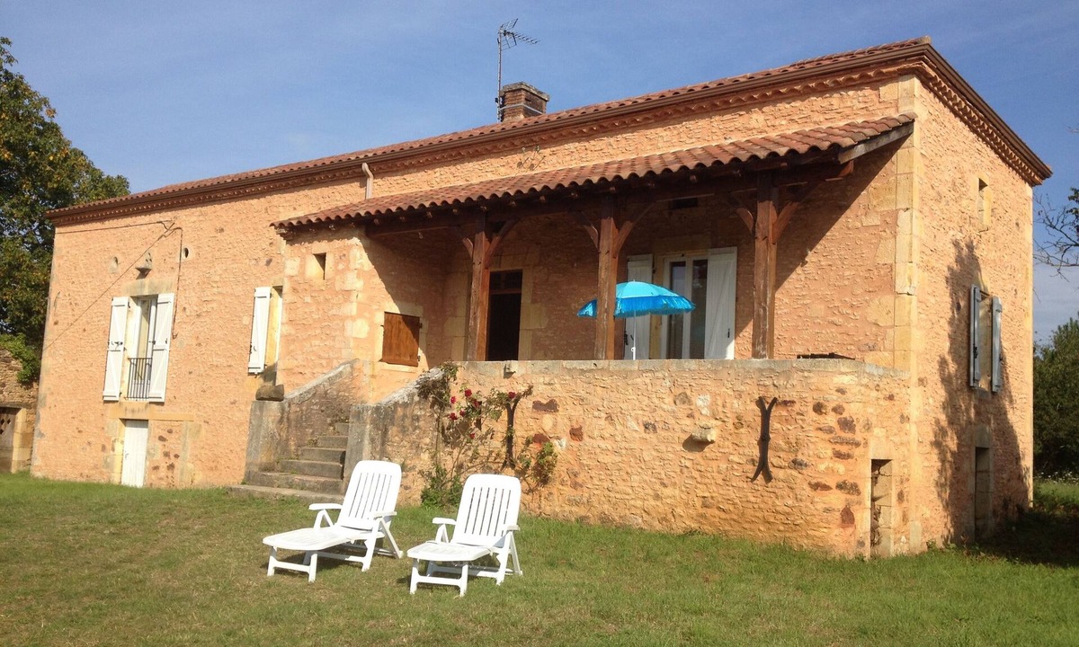 Saint-Front-sur-Lemance House | Beautiful 19th century stone country house on 20 ha- Near Bonaguil