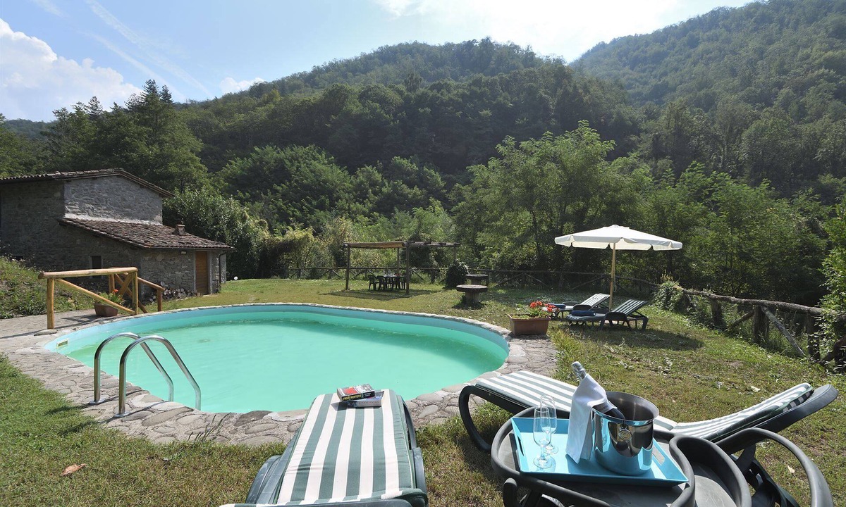 Coreglia Antelminelli House | Beautiful private villa for 4 people with WIFI, private pool, TV and pets allowed