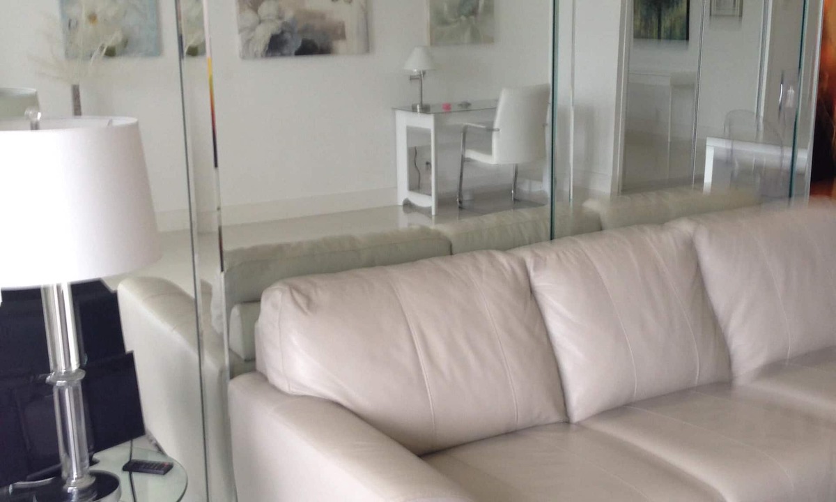 Surfside Apartment | Beautiful 1 Bed Condo on the Beach in Surfside, Miami beach, Bal Harbour, pets