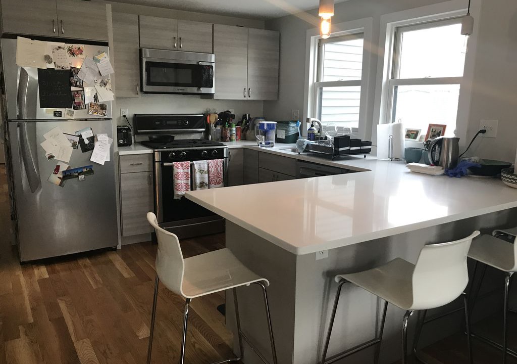 Wellington-Harrington Apartment | Beautiful 2 bath 2 bed in the heart of East Cambridge -- near Kendall / MIT