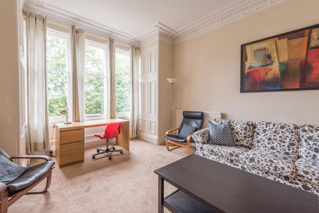 Bruntsfield Apartment | Beautiful 2 Bed 2 Bath Flat overlooking Meadows Park
