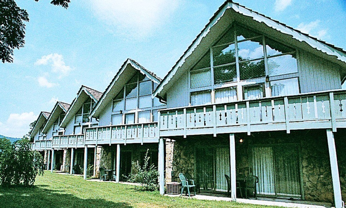 Sky Valley Apartment | Beautiful 2 bedroom unit at resort, sleeps 6