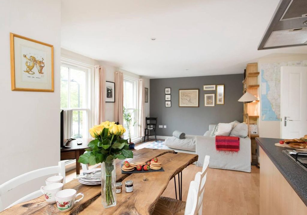 Hackney Central Apartment | Beautiful 2BR Flat in Hackney