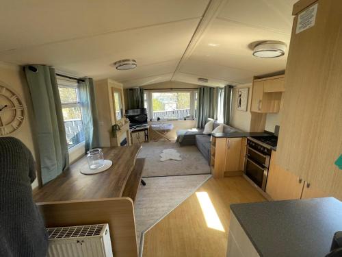 Great Houghton Other | Beautiful 3 bedfamily caravan with large decking area in billing aquadrome PLEASE DO NOT BOOK! RUINED IN FLOOD SITE WONT TAKE DOWN SORRY IN ADVANCE