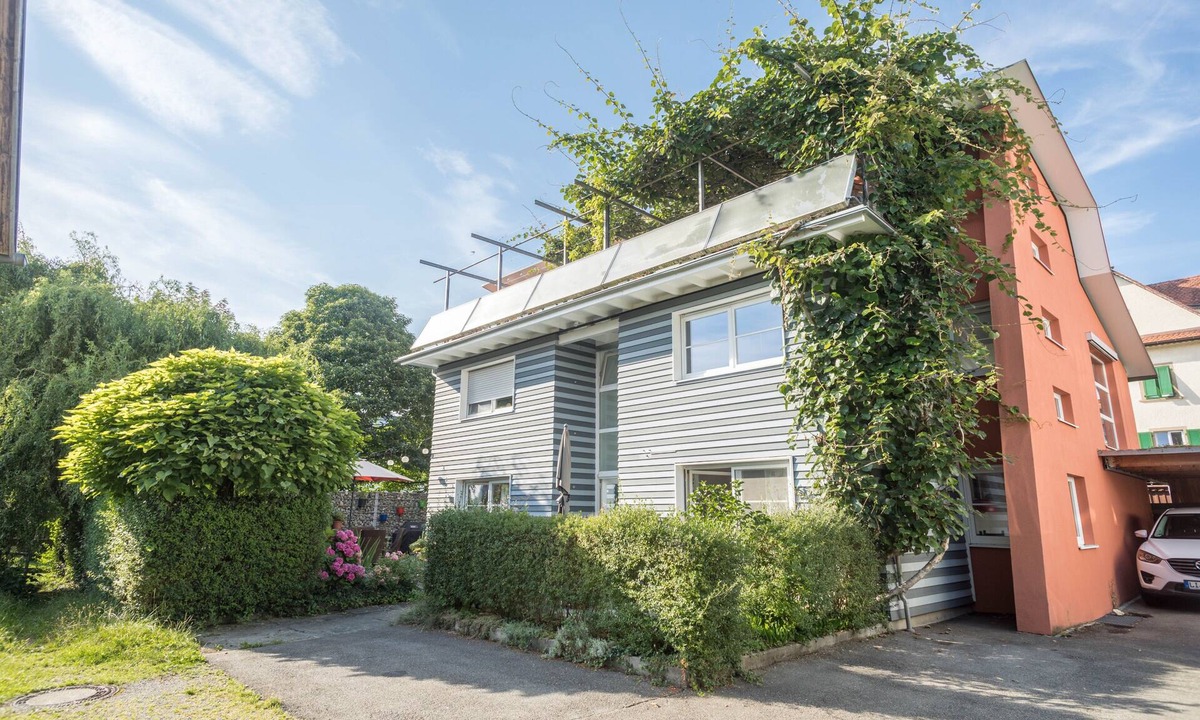 Wasserburg Apartment | Beautiful Apartment “Sabinas Gästewohnung” close to Lake Constance