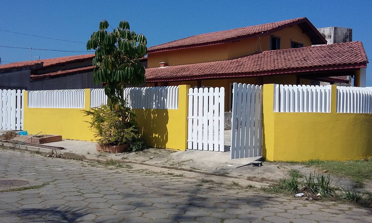 Centro House | Beautiful and spacious house on the corner of the beach.