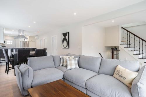 West Somerville Apartment | Beautiful and Spacious 3BD Condo in Somerville