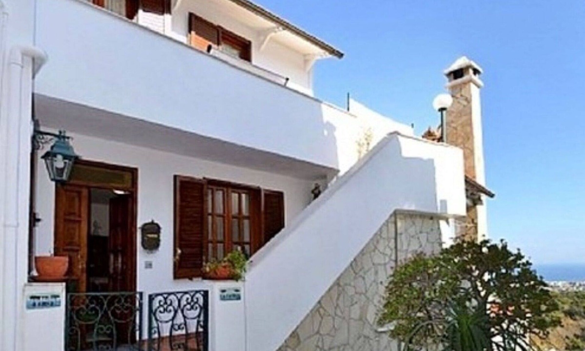 Fiaiano Apartment | Beautiful apartment for 5 guests with A/C, WIFI, TV and terrace