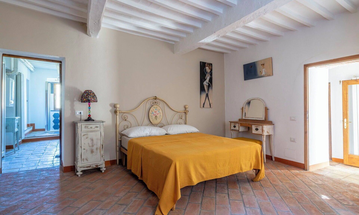 Montecatini Val di Cecina Apartment | Beautiful apartment for 7 guests with WIFI, TV, pets allowed and panoramic view