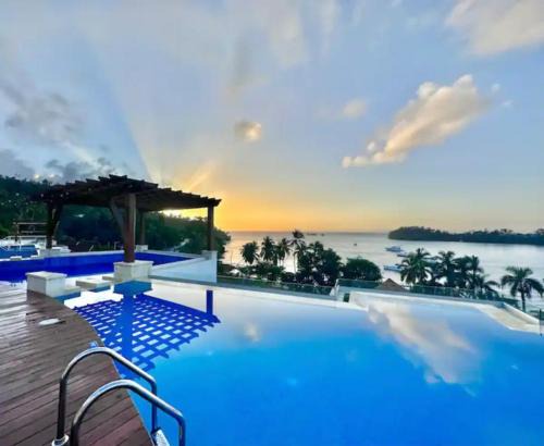 Samana Apartment | Beautiful Apartment overlooking Samaná Bay