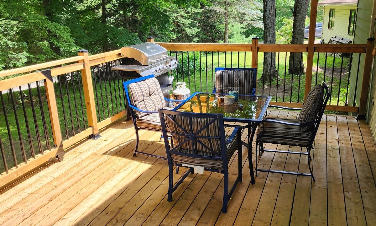 Bala House | Beautiful Bala Bungalow minutes to all Bala has to offer!
