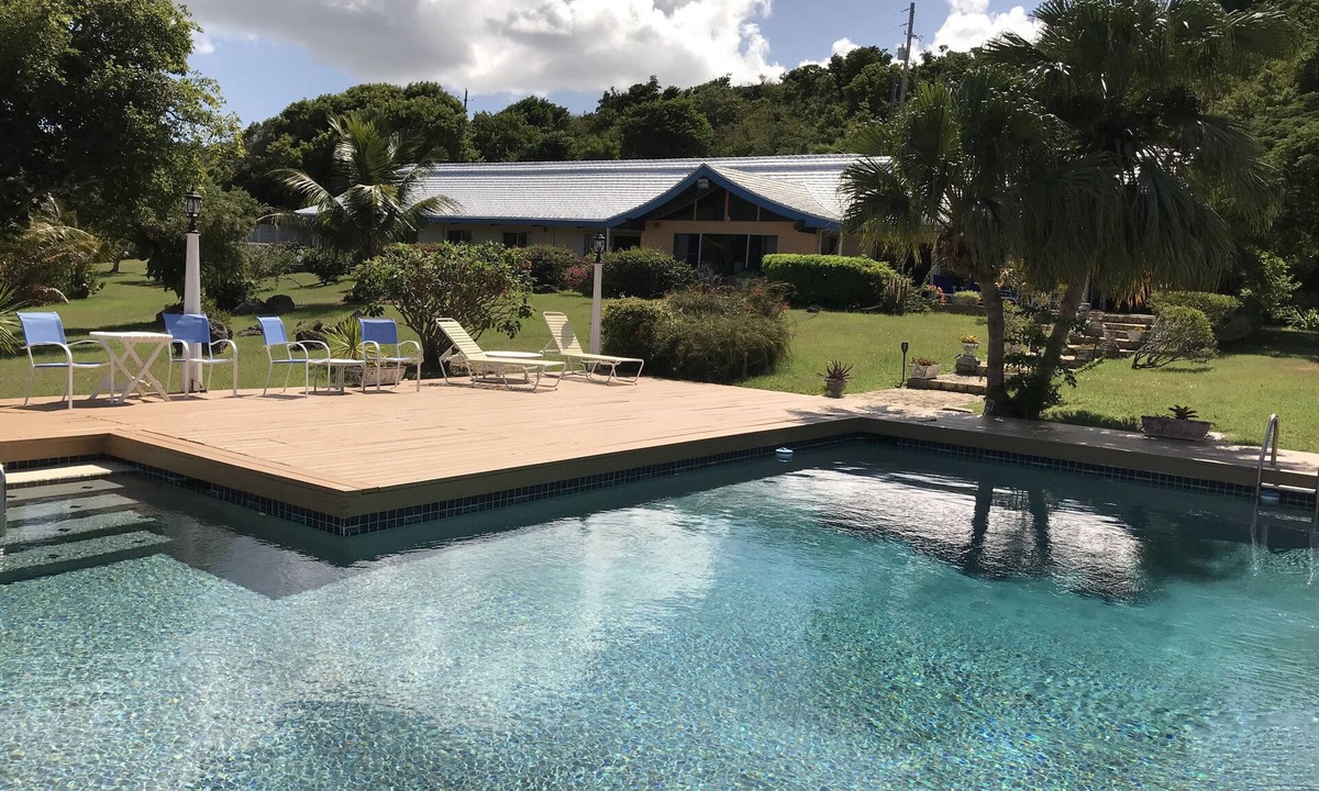 Estate Montpellier East House | Beautiful Beach and Bioluminescent Bay !