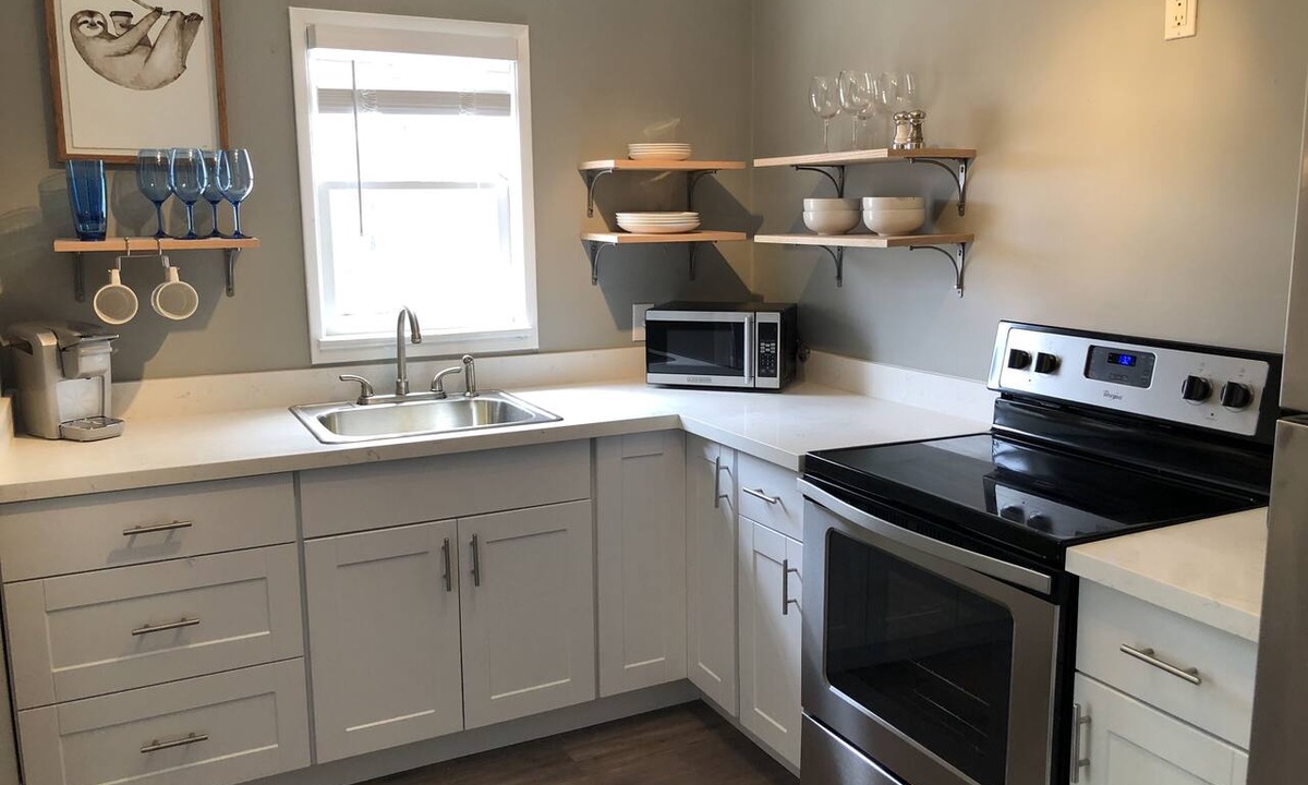 Leucadia Condo | Beautiful Beach Bungalow in Leucadia GREAT location.