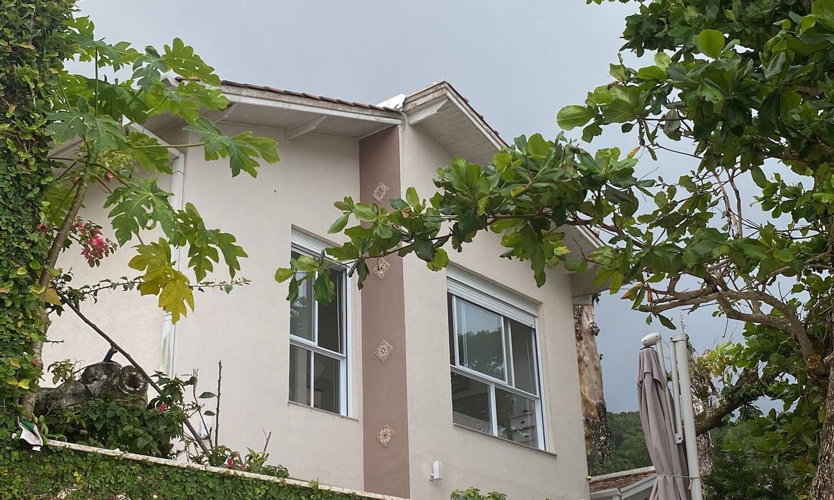 Praia da Fortaleza House | Beautiful beachfront house on the wonderful Fortaleza beach.