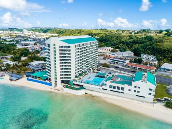Tamuning Apartment | Beautiful beachfront ocean view unit