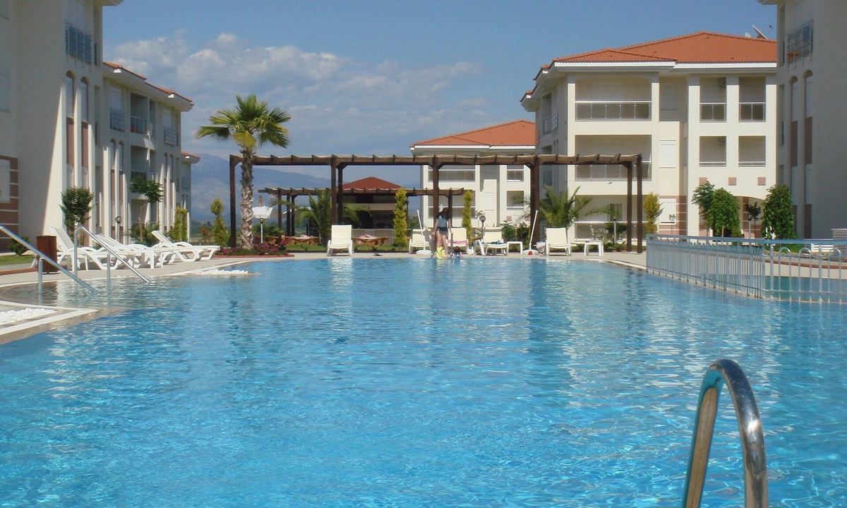 Manavgat Condo | Beautiful Bright 3 Bed Home In Popular Sought After Private Gated Community.
