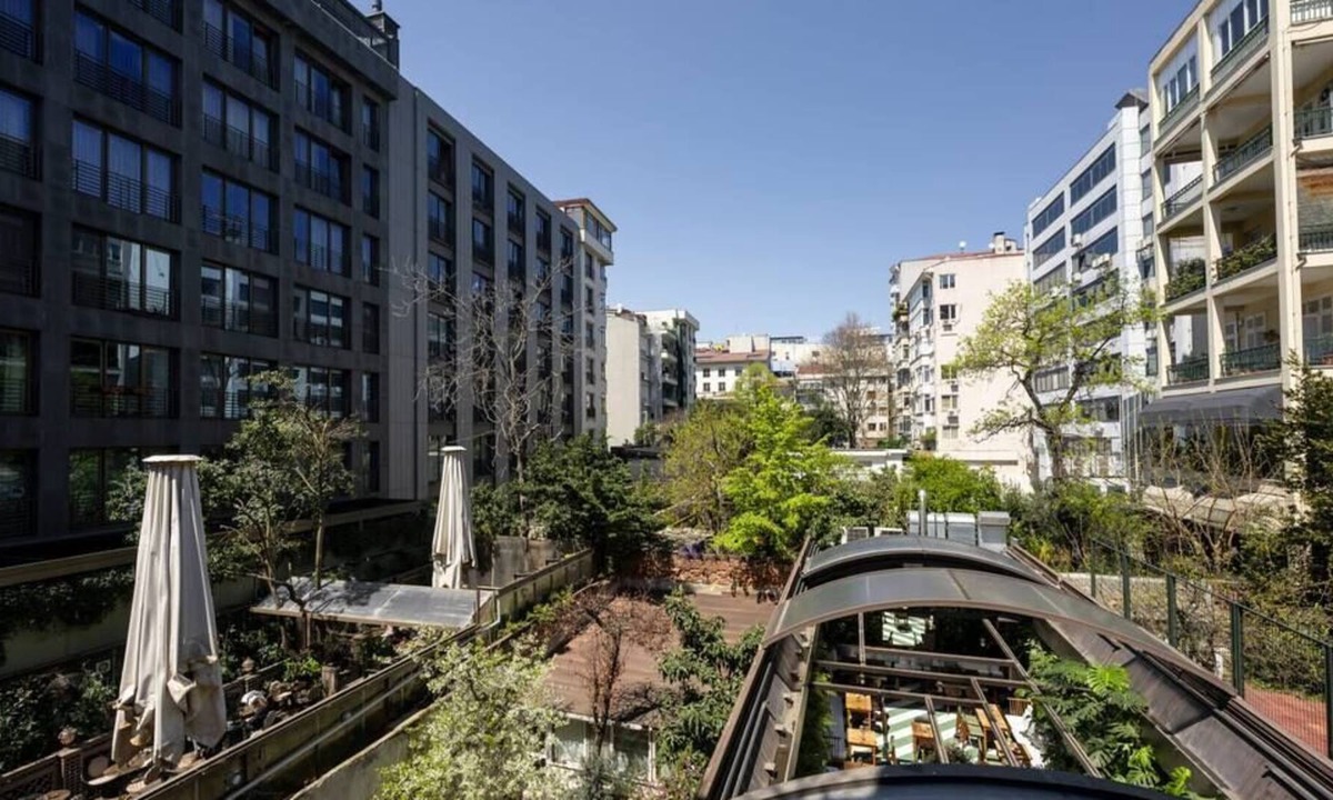 Nisantasi Apartment | Beautiful Bright Spacious Patio 1BD Home #170