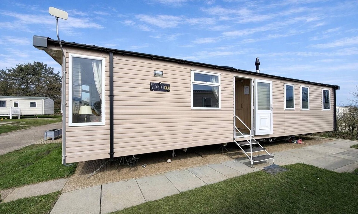 Mappleton House | Beautiful caravan at Skipsea Sands ref 41029WF