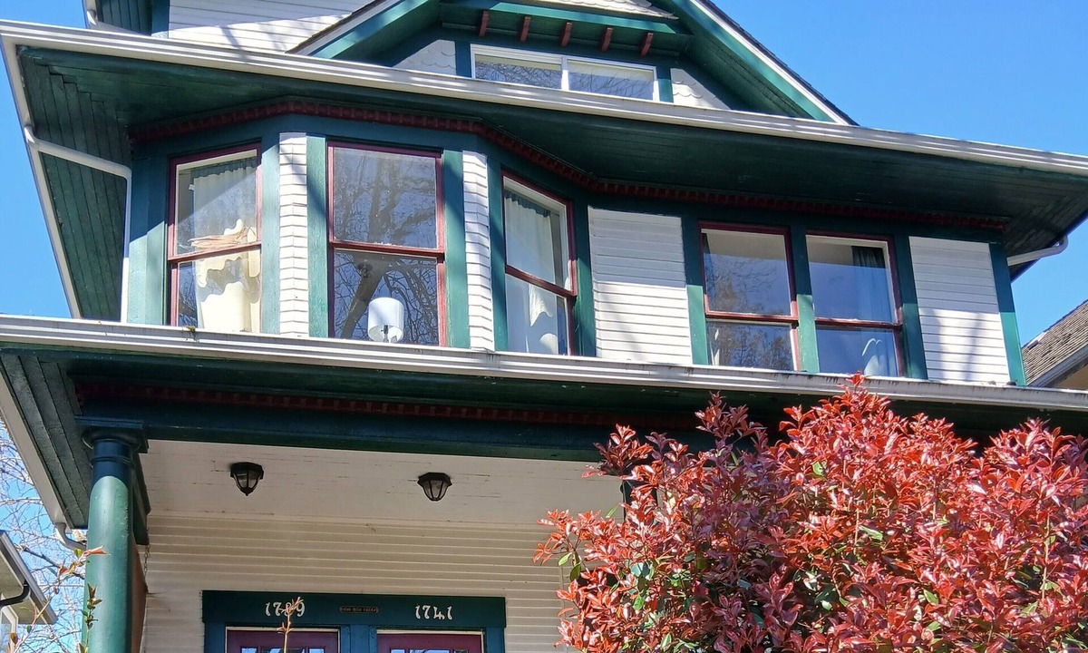 Grandview-Woodland House | Beautiful Character House in Little Italy, 3 bed, 10 min to downtown