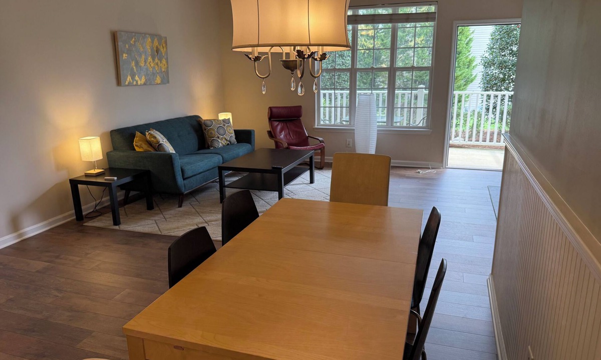 Cornelius Condo | Beautiful Cornelius Condo, available for long-term