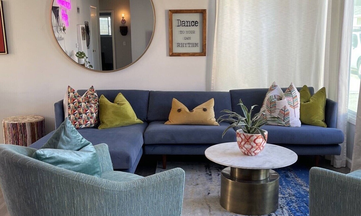 Harbor Cottage | Beautiful cottage-2 bedrooms in the heart of Carson with parking