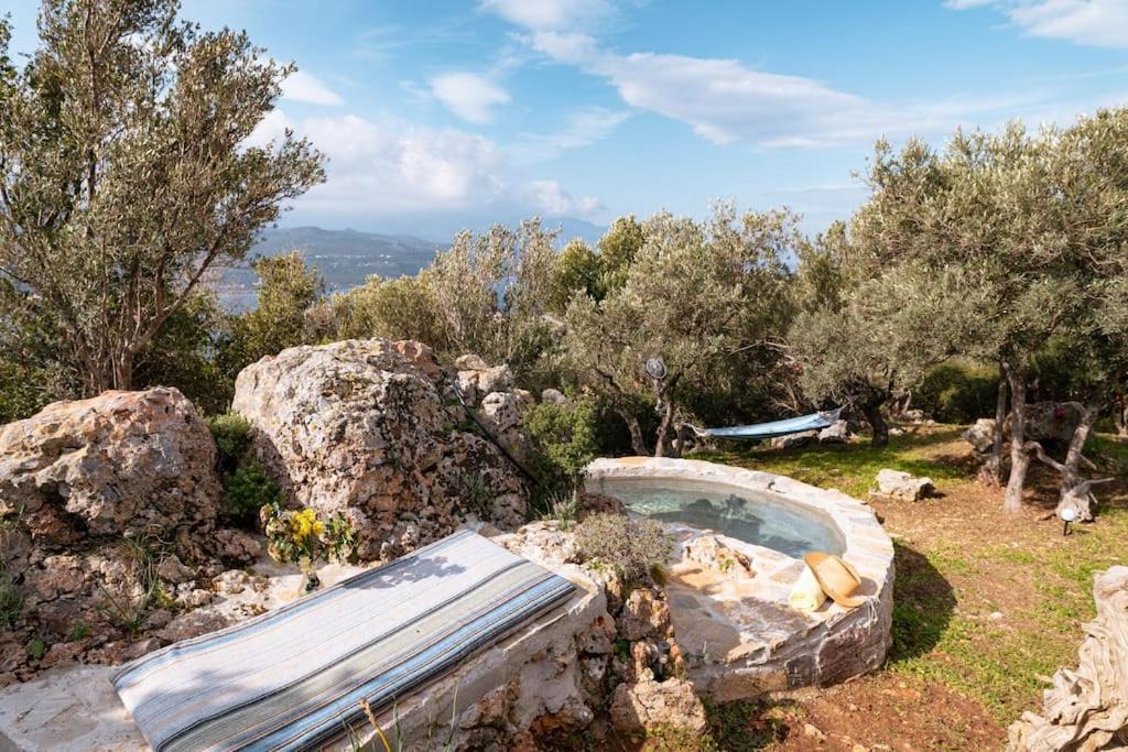 Samos Town House | Beautiful Cottage over-viewing Samos bay.