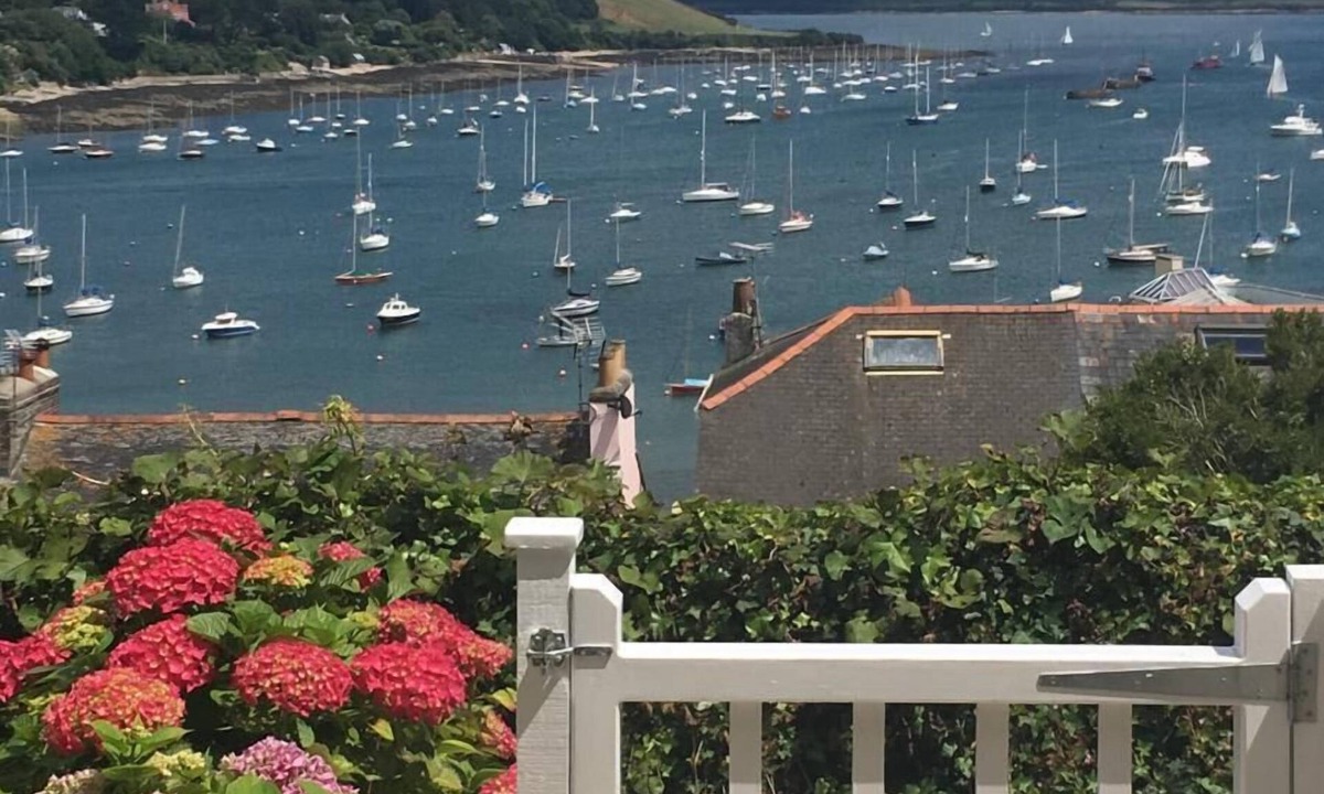 Mylor Churchtown Cottage | Beautiful cottage with outstanding views of the Fal Estuary & Roseland peninsula