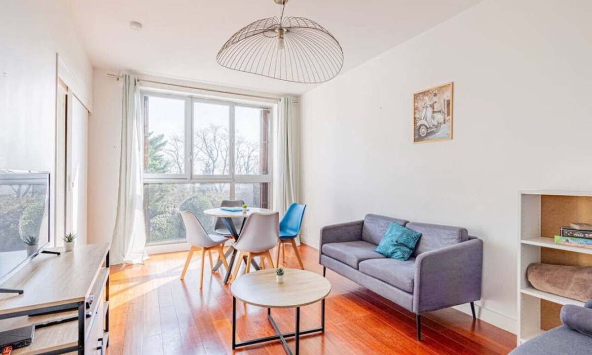 Suresnes Apartment | Beautiful flat 2 rooms near Paris/La Défense