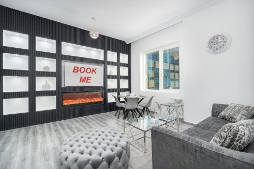 Business Bay Apartment | Beautiful flat offering space for 2 in Business Bay