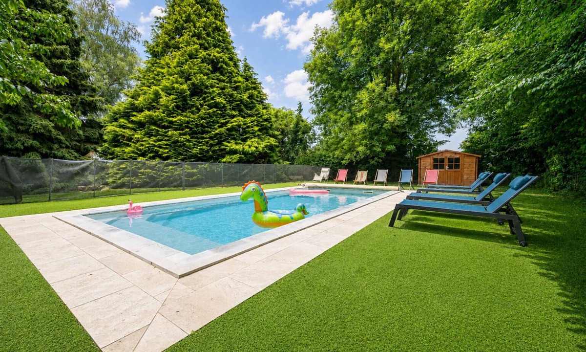 Malleville-sur-le-Bec House | Beautiful cottage with heated swimming pool and large unoverlooked garden