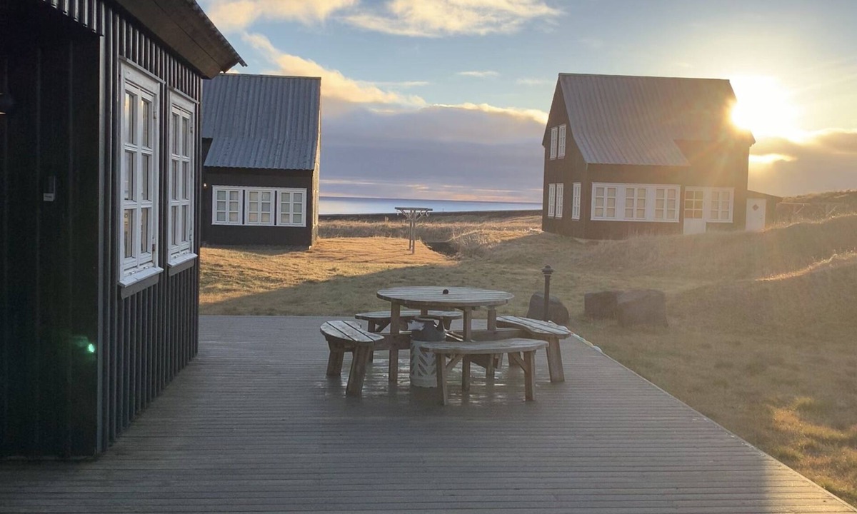 Hellnar House | Beautiful home between glacier and sea, Iceland