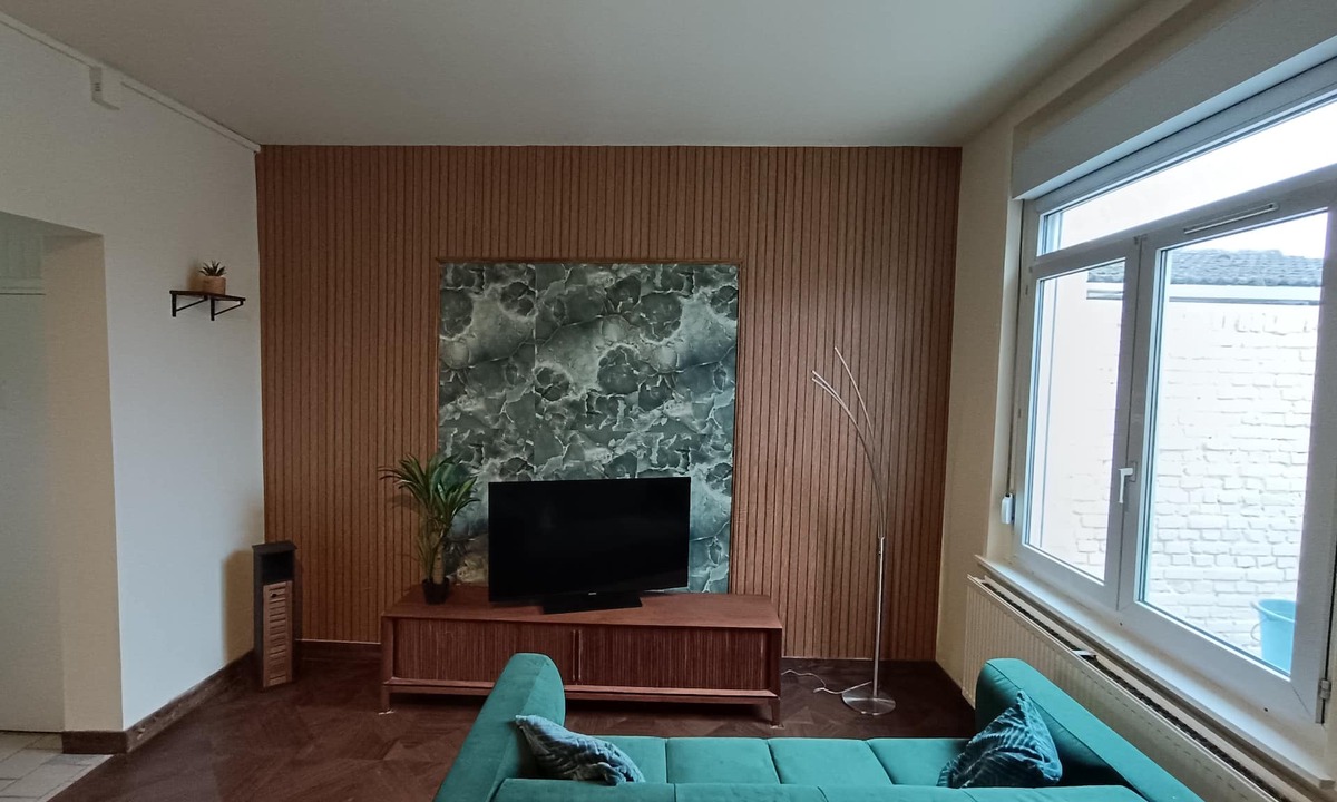 Douchy-les-Mines House | Beautiful house with a garden, sleeps 6, free parking