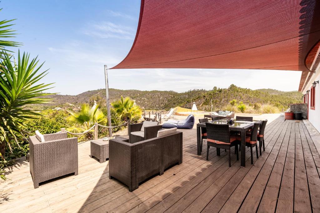 Odeceixe House | Beautiful House in Nature - Vida Pura
