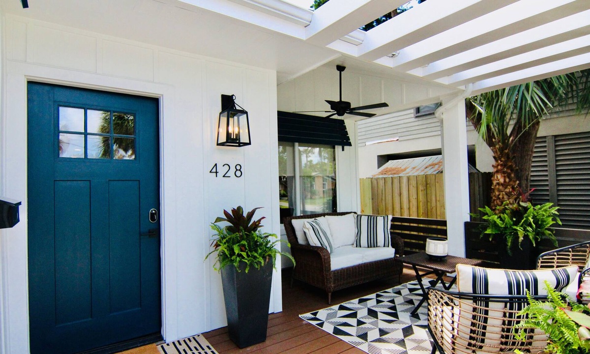 St. Augustine House | Beautiful island cottage minutes from historic St. Augustine, beaches, and more!