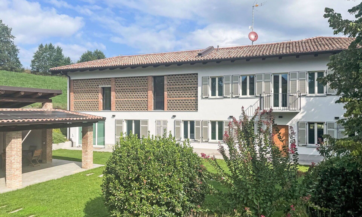 Isola d'Asti House | Beautiful private villa with A/C, private pool, WIFI, terrace, pets allowed and panoramic view